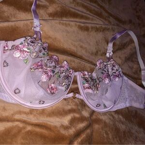 Baby / Pastel Pink and Floral Embroidered Underwire Bra